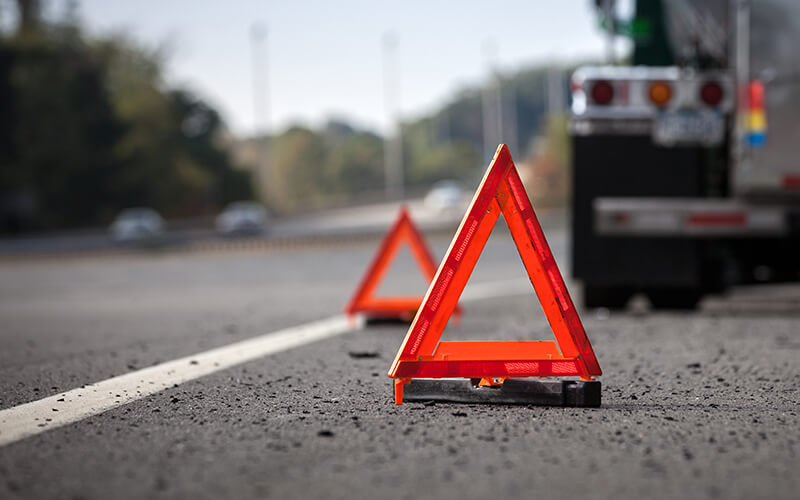 How to Handle Road Emergencies Like a Pro: A Step-by-Step Guide